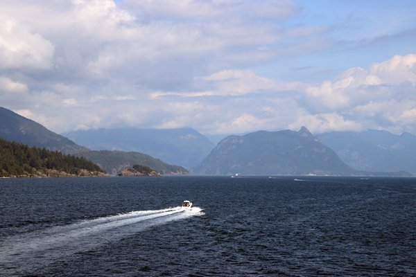 Uitzicht vanaf de ferry naar Vancouver Island