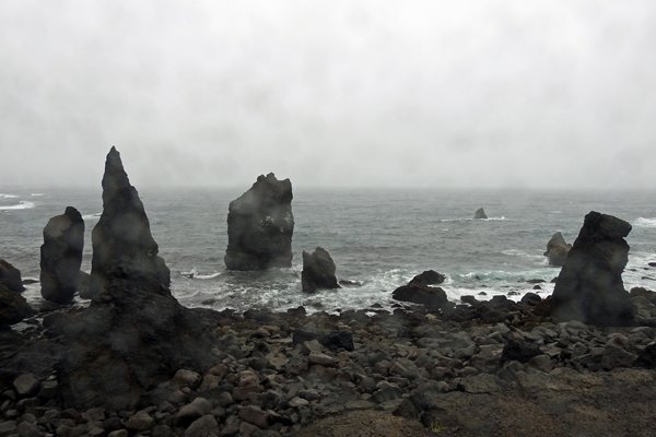 Regenvlekken op een foto van Reykjanesviti