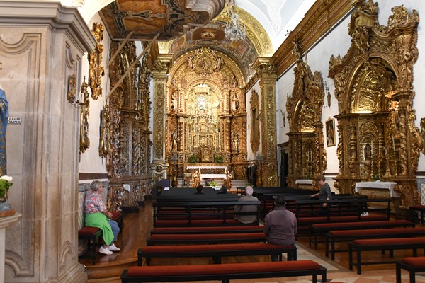 In de Carmen kerk, Faro