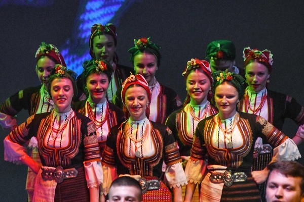 Volksdansfestival in Korça