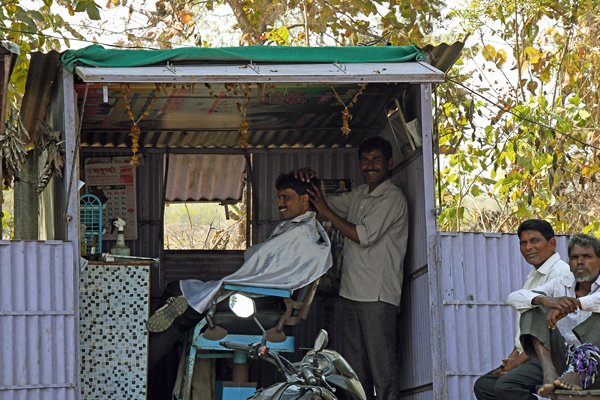Kapper onderweg naar Tadoba (India)
