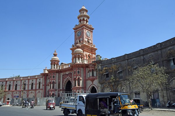 Reay Gate met klokkentoren in Junagadh (Gujarat, India)