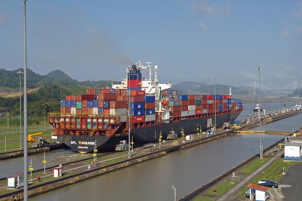 Miraflores sluizen bij Panama Stad