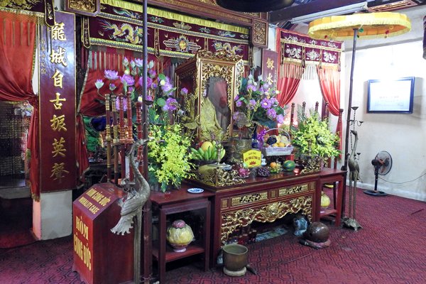 Altaar in Đền thờ vua Lê tempel, Hanoi
