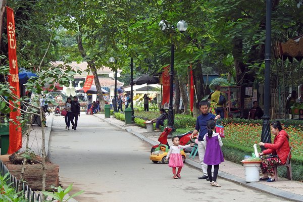 Zondag in de dierentuin van Hanoi