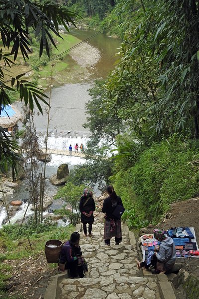 De trap naar de Cat Cat waterval, Vietnam