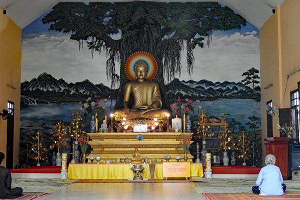 In een tempel aan de rand van Hoi An, Vietnam