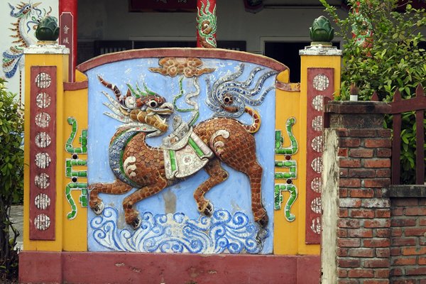 Versierde poort (Hoi An, Vietnam)