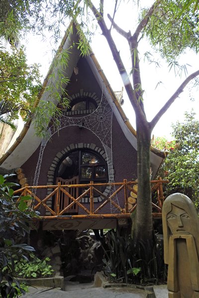Eén van de Crazy Houses (Dalat, Vietnam)