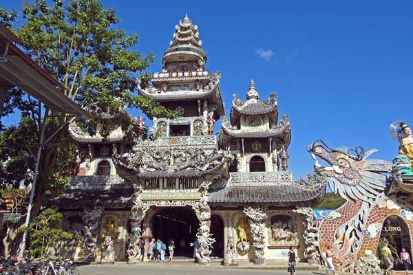 Chua Linh Phuoc in Trai Mat, Vietnam