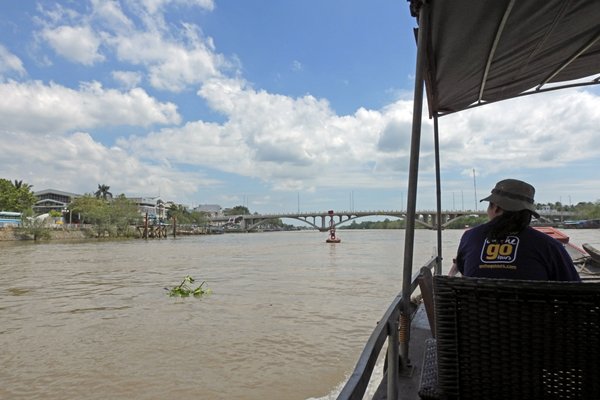 Vertrek met de boot vanuit Ben Tre, Vietnam