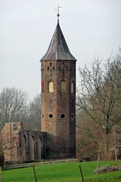 Restanten van het kasteel in Ooij.