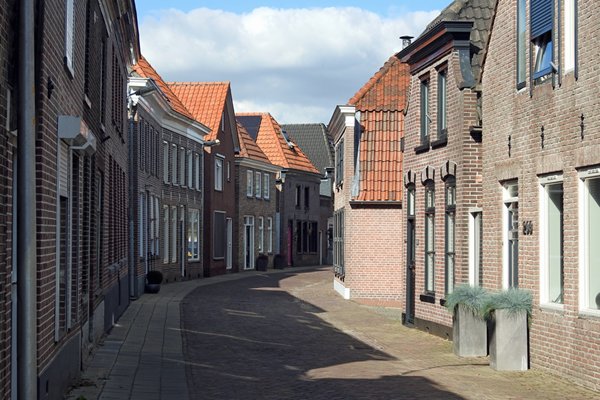 Rustige straat in Genemuiden