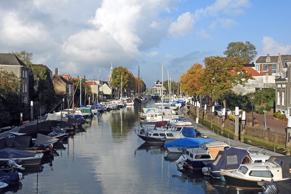 Taankade in Dordrecht