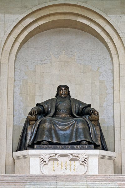 Dzjengis Khan op het Sukhbaatar plein in Ulaan Baatar, Mongolië 2010