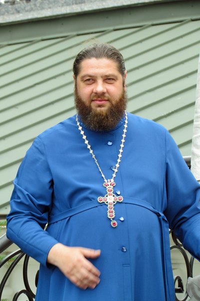 Priester in Lavra Holenklooster, Kiev 2012