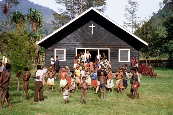 Kerk in Promi, tevens ons