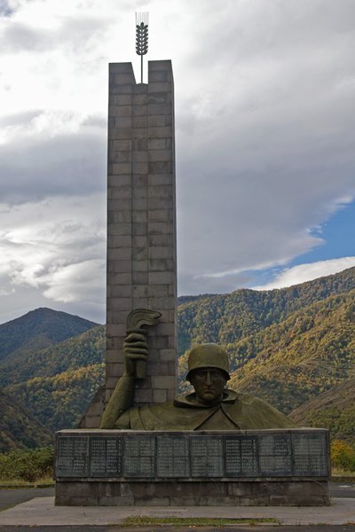 Oorlogsmonument Tweede Wereldoorlog, Haghpat Armenië