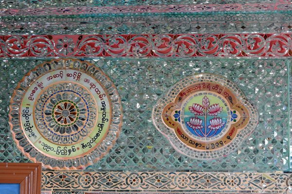 U Min Thonze Pagode op Sagaing Hill, Myanmar 2014