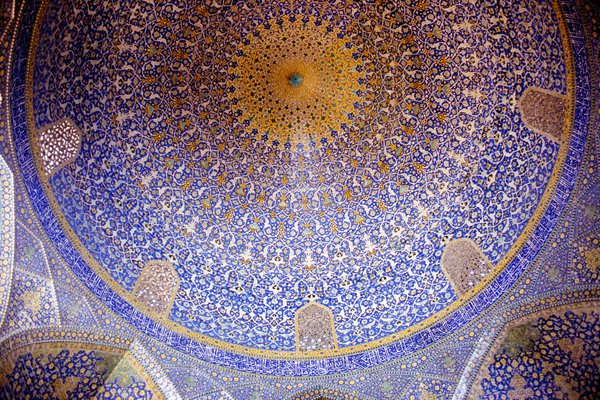 De koepel van de Masjed-é Emam, Esfahan Iran 1998