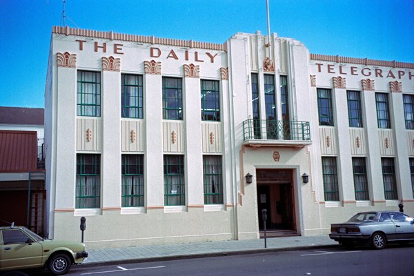 Daily Telegraph gebouw in Art Deco stijl, Napier Nieuw-Zeeland 1998