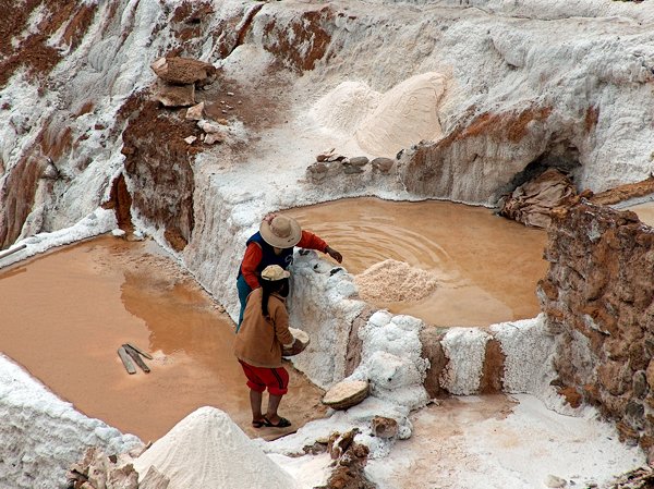 Zoutwinning bij de Salineras, omgeving Cuzco, Peru 2006