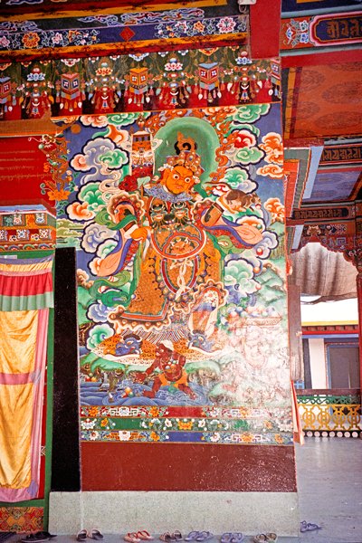 Een wandschildering in het kloostercomplex van Rumtek, Sikkiom 1997
