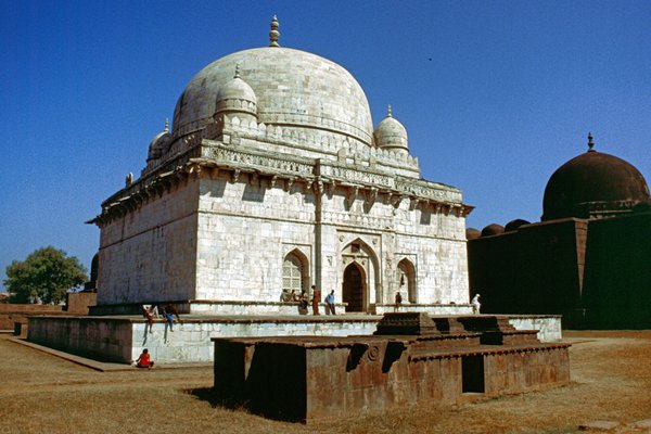 Het mausoleum van Hoshang Shah in Mandu, India 1998